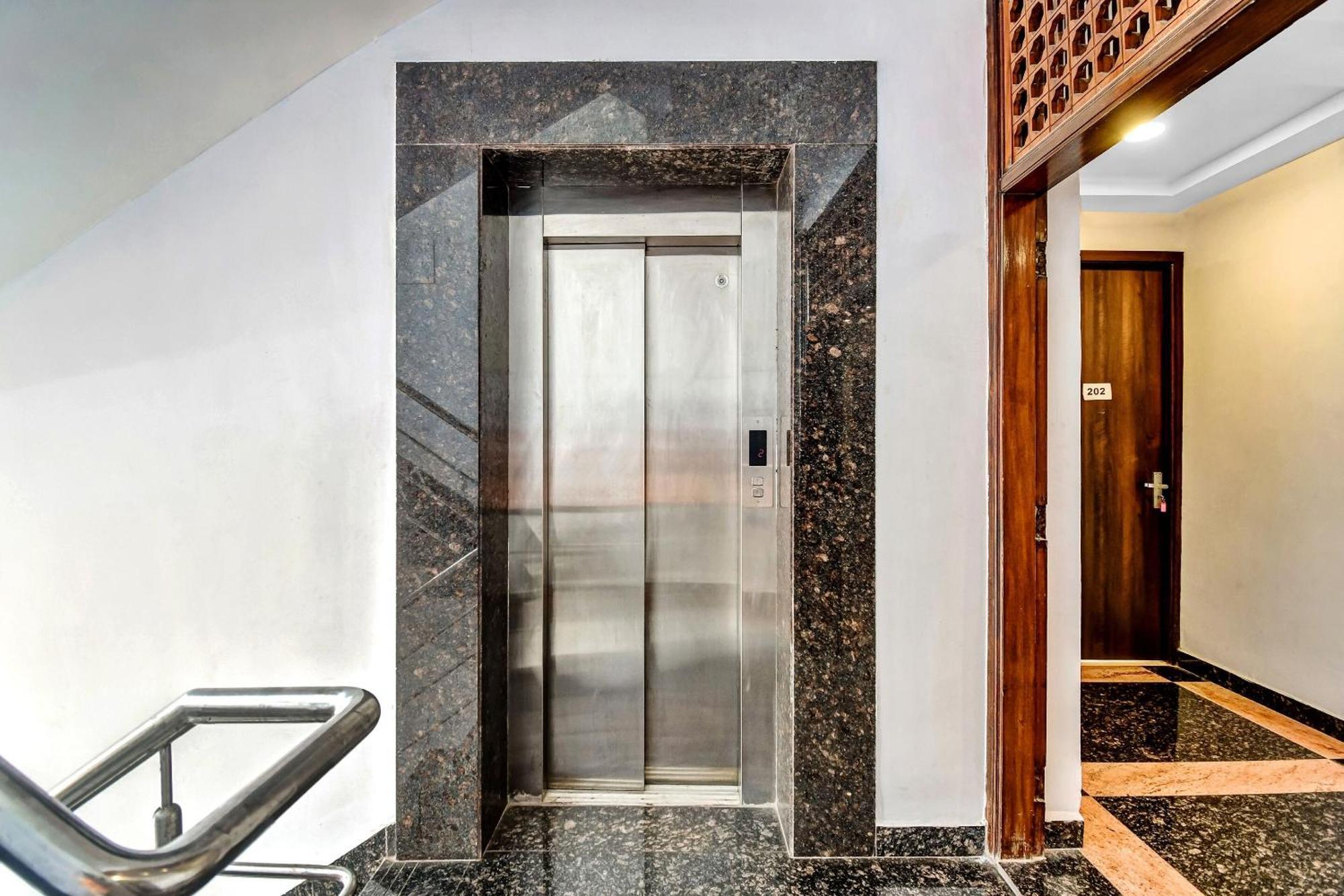Super Townhouse All In One 加尔各答 外观 照片